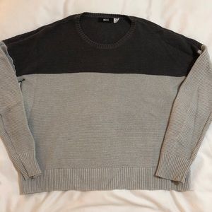 Urban outfitters two toned sweater, size xs